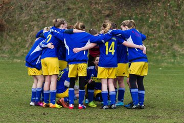 Bild 422 - B-Juniorinnen Tus Tensfeld - TSV Gnutz o.W. : Ergebnis: 1:3